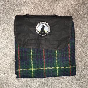 Carry National Wildlife Federation Picnic waterproof blanket ground sheet plaid